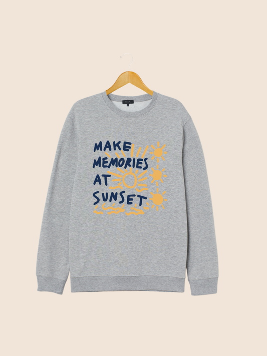 SUNSET LOVERS SWEATSHIRT: Light blue / S